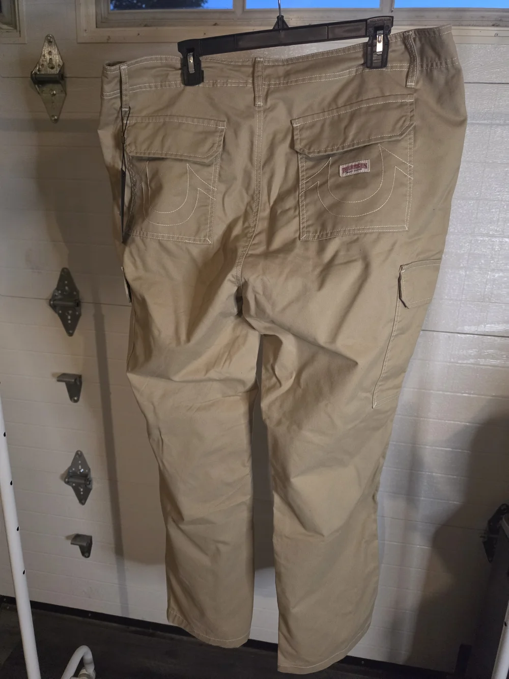 True Religion Men's Cargo Pants in Tan Size 38